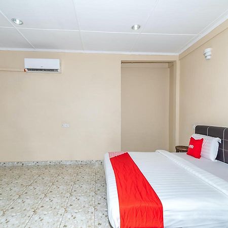 Oyo 89932 Dd Homestay Kota Kinabalu Eksteriør bilde