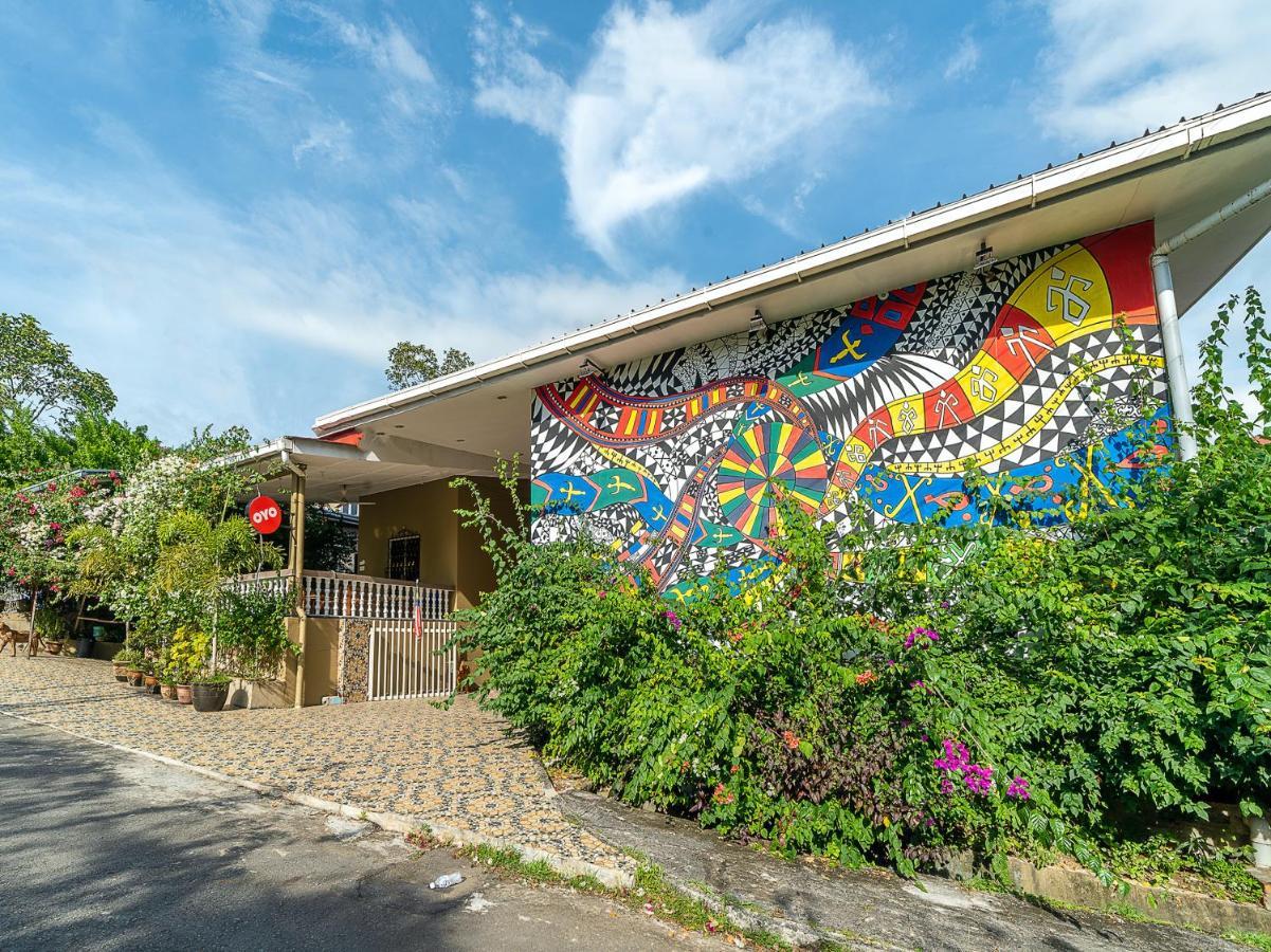 Oyo 89932 Dd Homestay Kota Kinabalu Eksteriør bilde