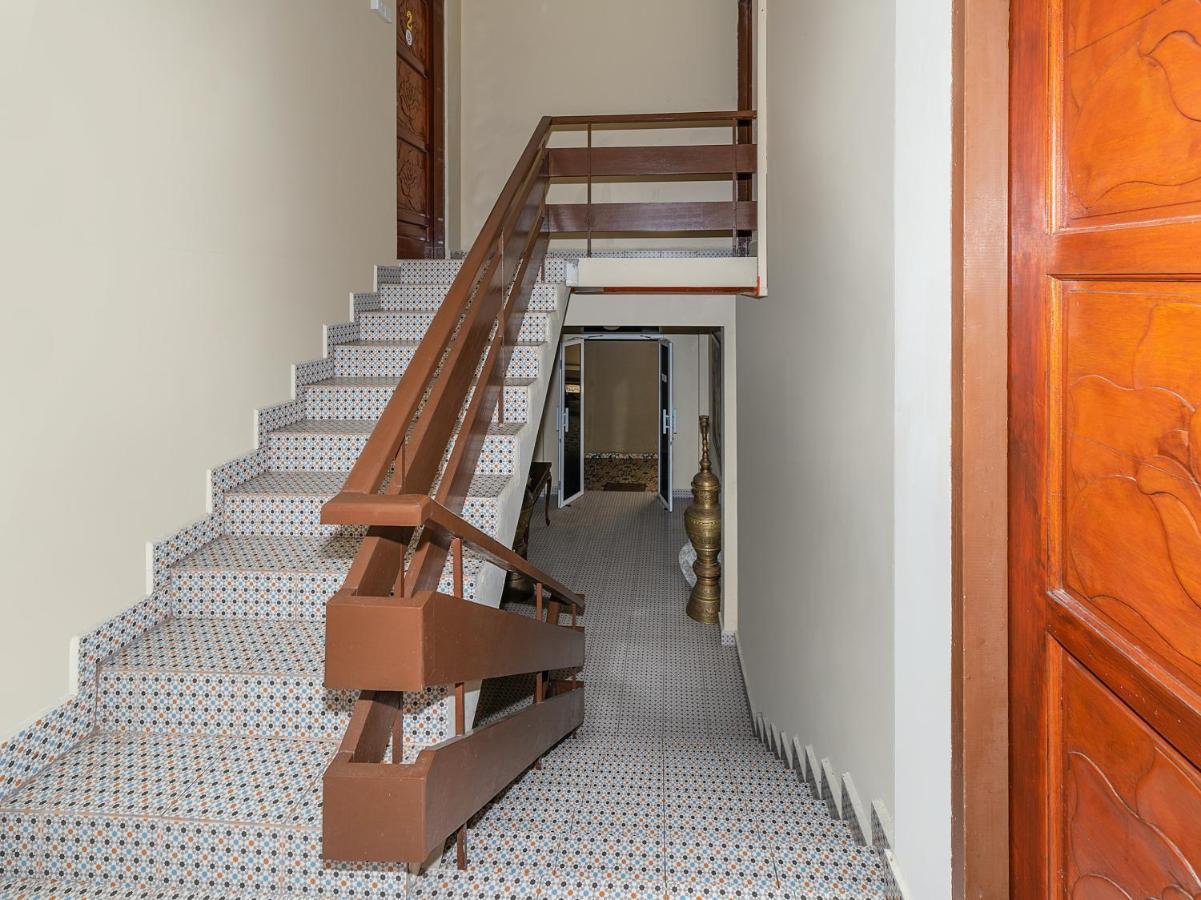 Oyo 89932 Dd Homestay Kota Kinabalu Eksteriør bilde